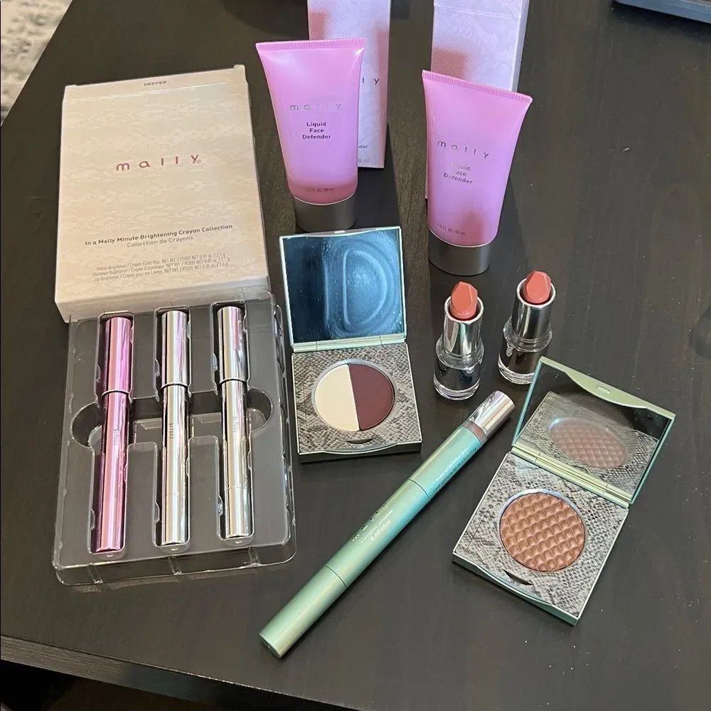 Mally makeup bundle - Picture 5 of 8
